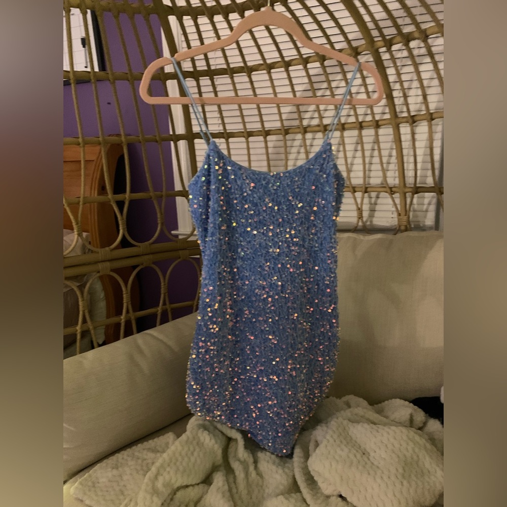Blue sparkly Lucy In the Sky homecoming dress. Never worn, size small